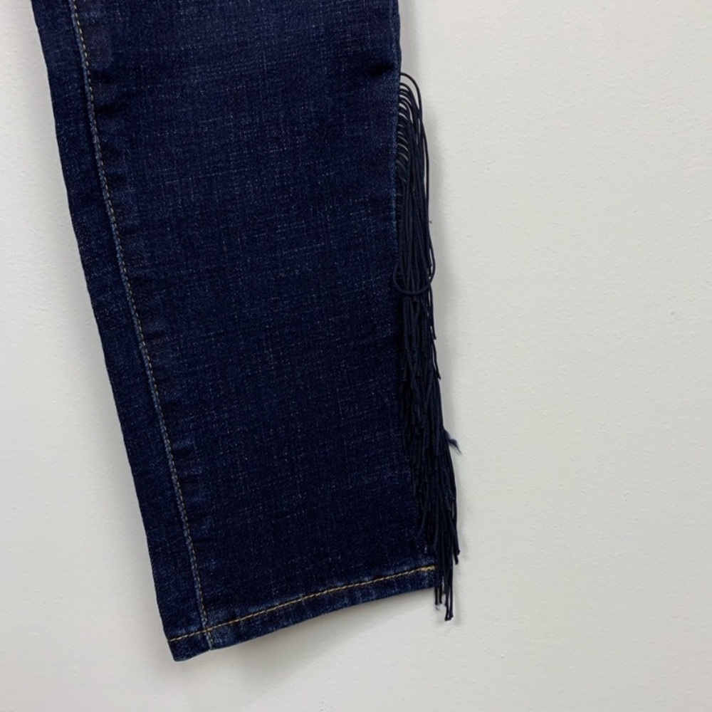 NWT Levi’s fringe Capri length pants - Picture 5 of 5